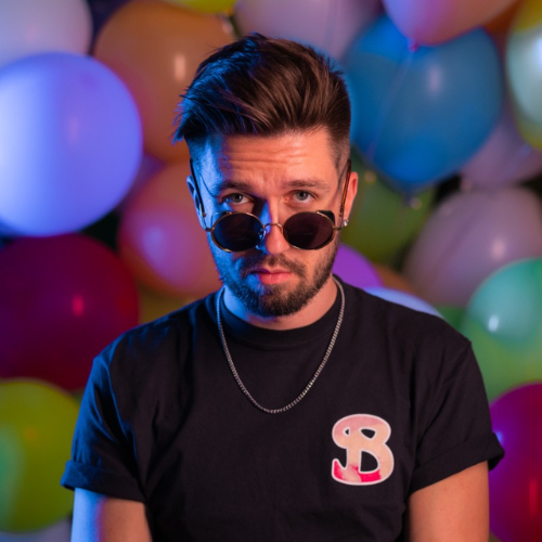 Podcast Interview with Struggling to get your brand to 'blowup' online